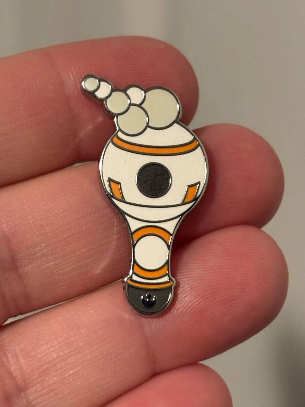 Disney - Disneyland Wave B 2025 Hidden Disney BB8 Pin